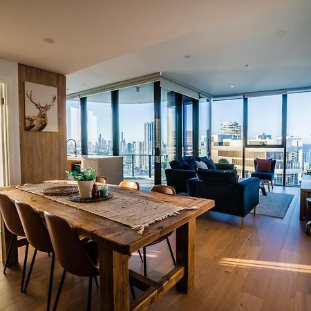 2 Bedroom Luxurious Family Apartment Next To Pacific Fair - Broadbeach Gold Coast Gc22 Екстериор снимка