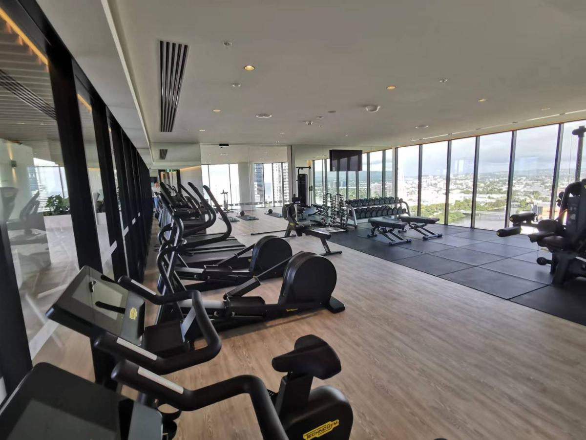 2 Bedroom Luxurious Family Apartment Next To Pacific Fair - Broadbeach Gold Coast Gc22 Екстериор снимка