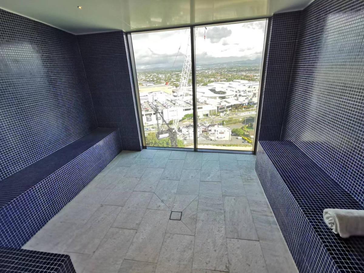 2 Bedroom Luxurious Family Apartment Next To Pacific Fair - Broadbeach Gold Coast Gc22 Екстериор снимка