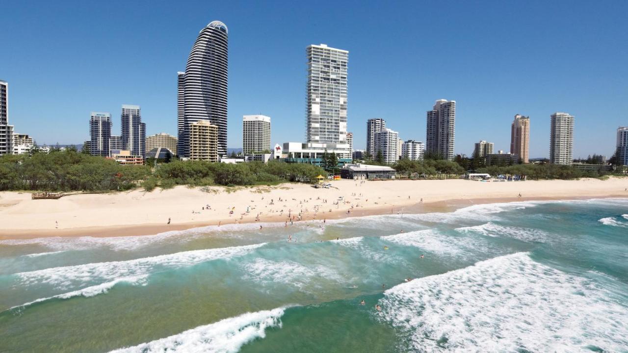 2 Bedroom Luxurious Family Apartment Next To Pacific Fair - Broadbeach Gold Coast Gc22 Екстериор снимка