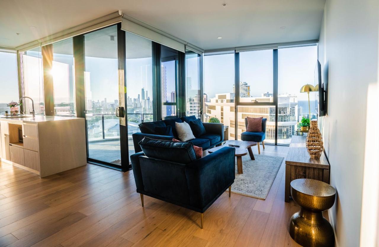 2 Bedroom Luxurious Family Apartment Next To Pacific Fair - Broadbeach Gold Coast Gc22 Екстериор снимка